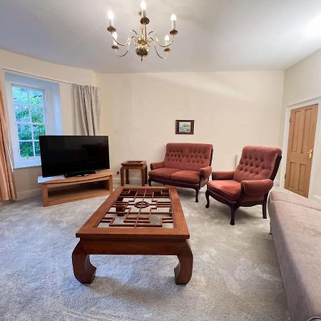 Spacious Flat Sleeps 8 Near Princes Street Edinburgh Ngoại thất bức ảnh