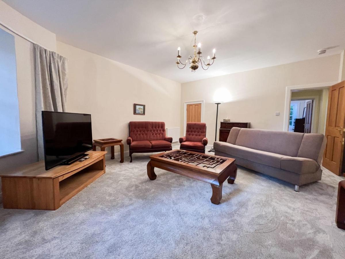 Spacious Flat Sleeps 8 Near Princes Street Edinburgh Ngoại thất bức ảnh