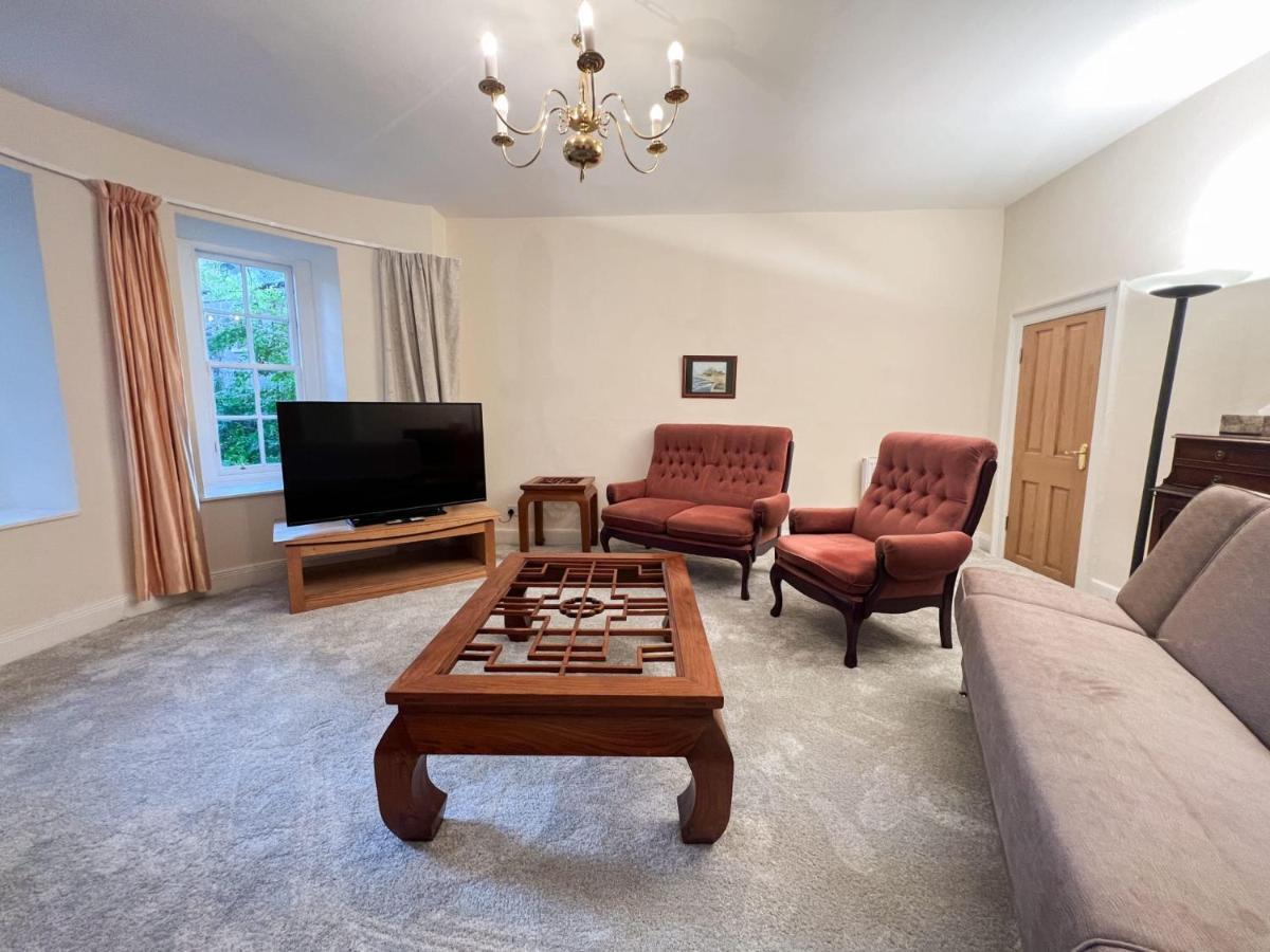 Spacious Flat Sleeps 8 Near Princes Street Edinburgh Ngoại thất bức ảnh