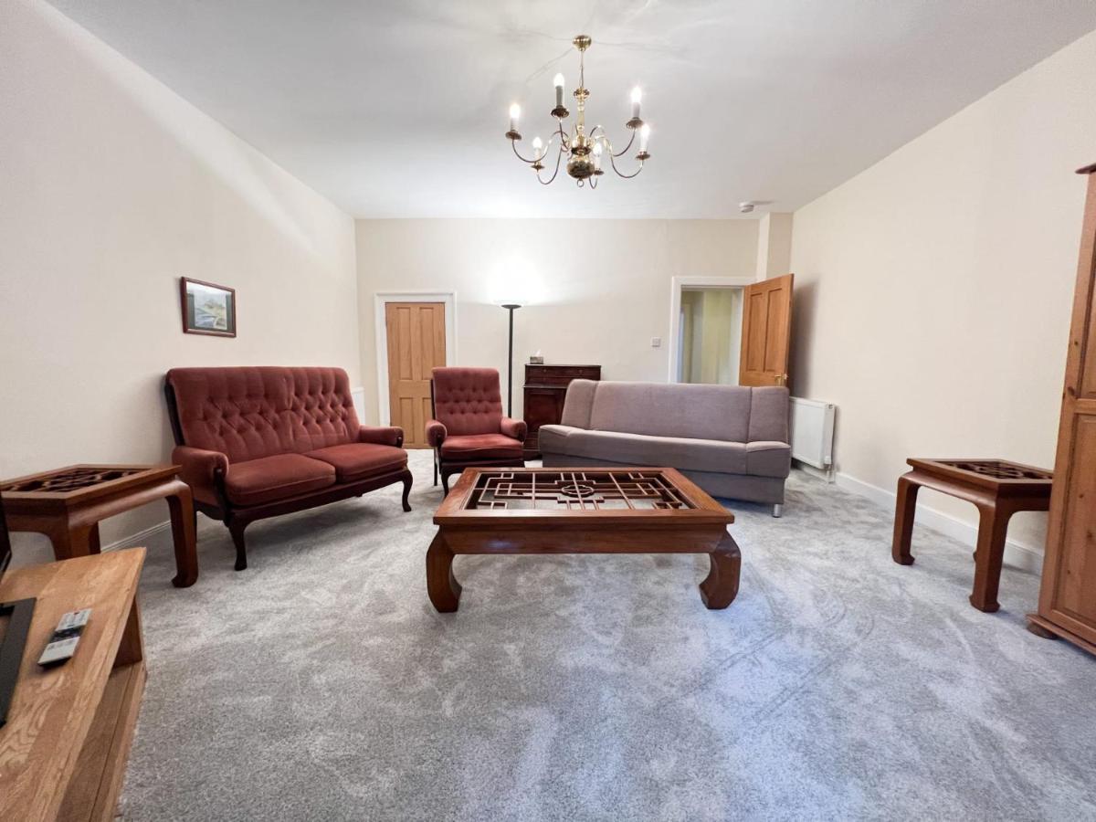 Spacious Flat Sleeps 8 Near Princes Street Edinburgh Ngoại thất bức ảnh